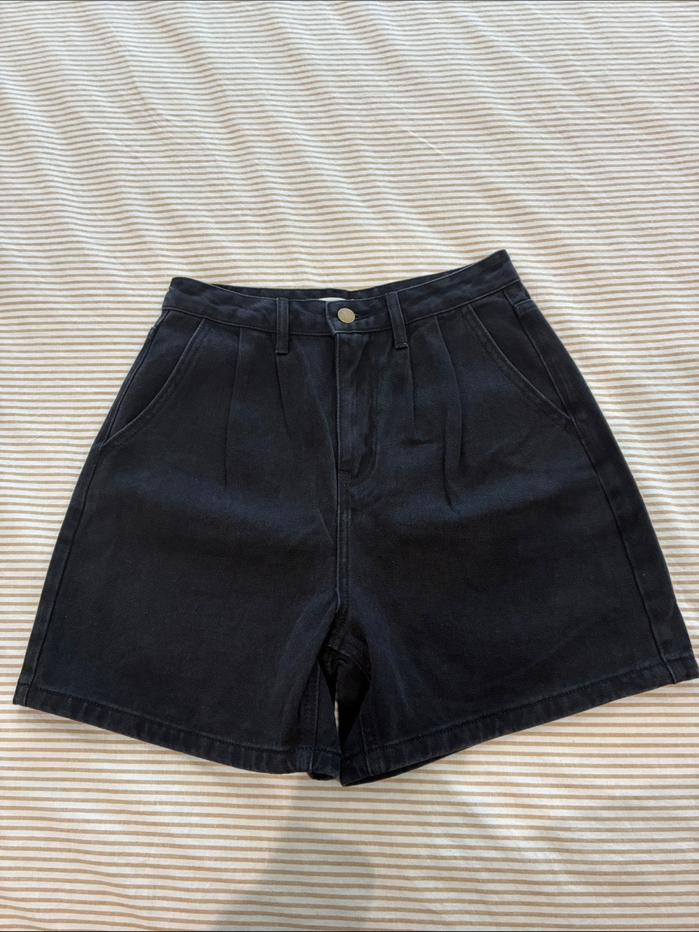 High-Rise denim shorts